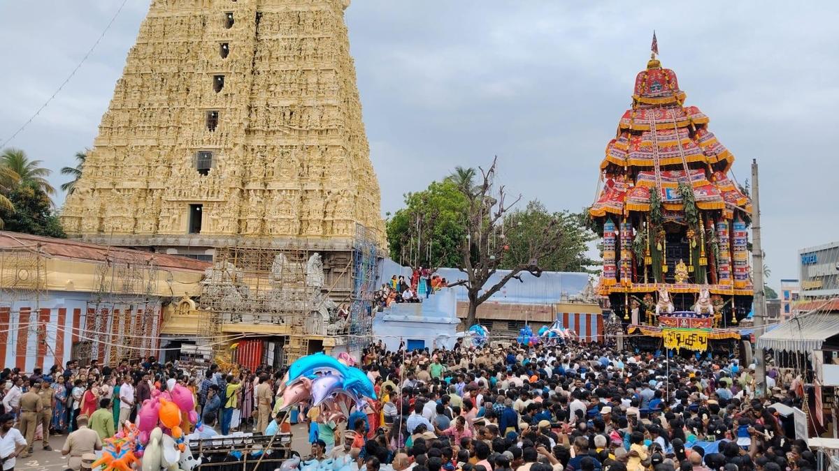 ‘Margazhi’ car festival held at Sthanumalayan Swamy temple in Suchindram