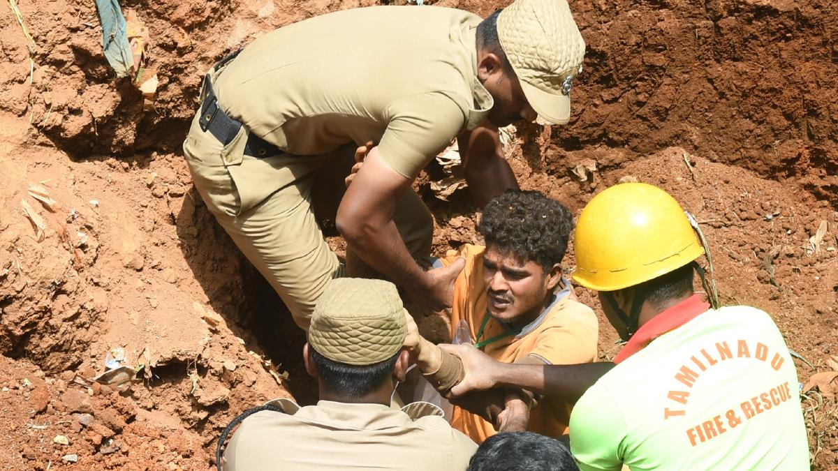 Two construction workers in Udhagamandalam rescued after wall collapse
