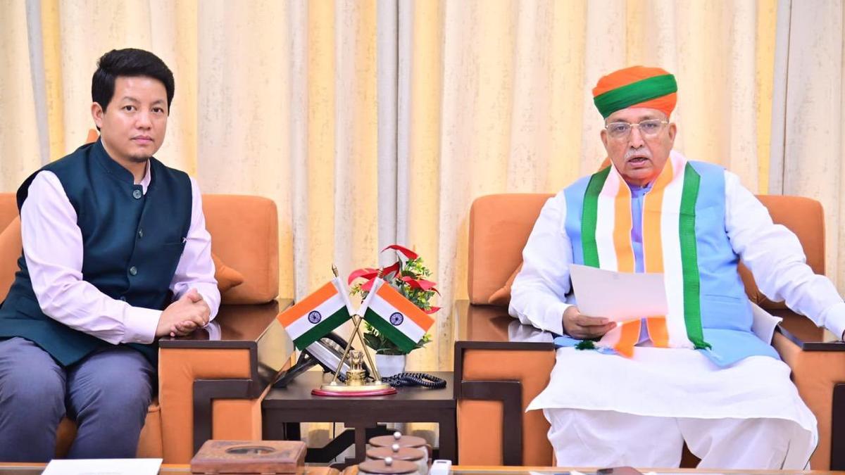 Lok Sabha MP submits memorandum to Meghwal, seeks separate bar council for Sikkim