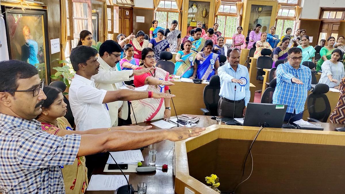 ‘Jal Diwali’: MCC holds session for women SHG leaders on water conservation