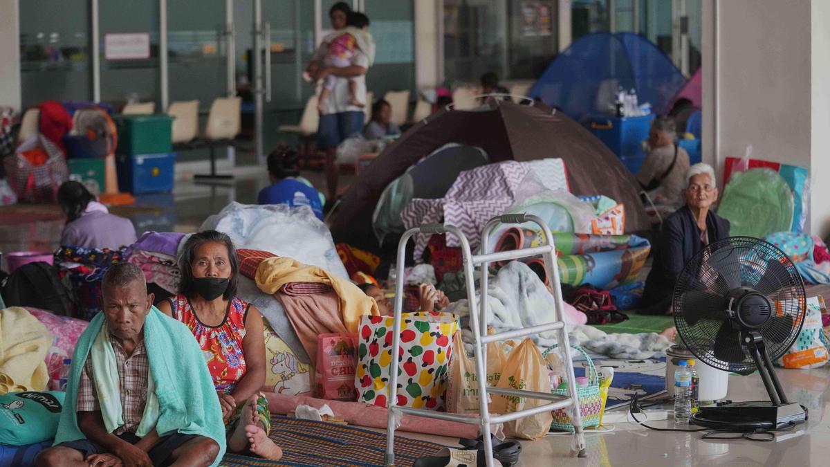 सीमा विवाद बढ़ने पर कंबोडिया ने थाईलैंड के खिलाफ भीषण लड़ाई का संकल्प लिया