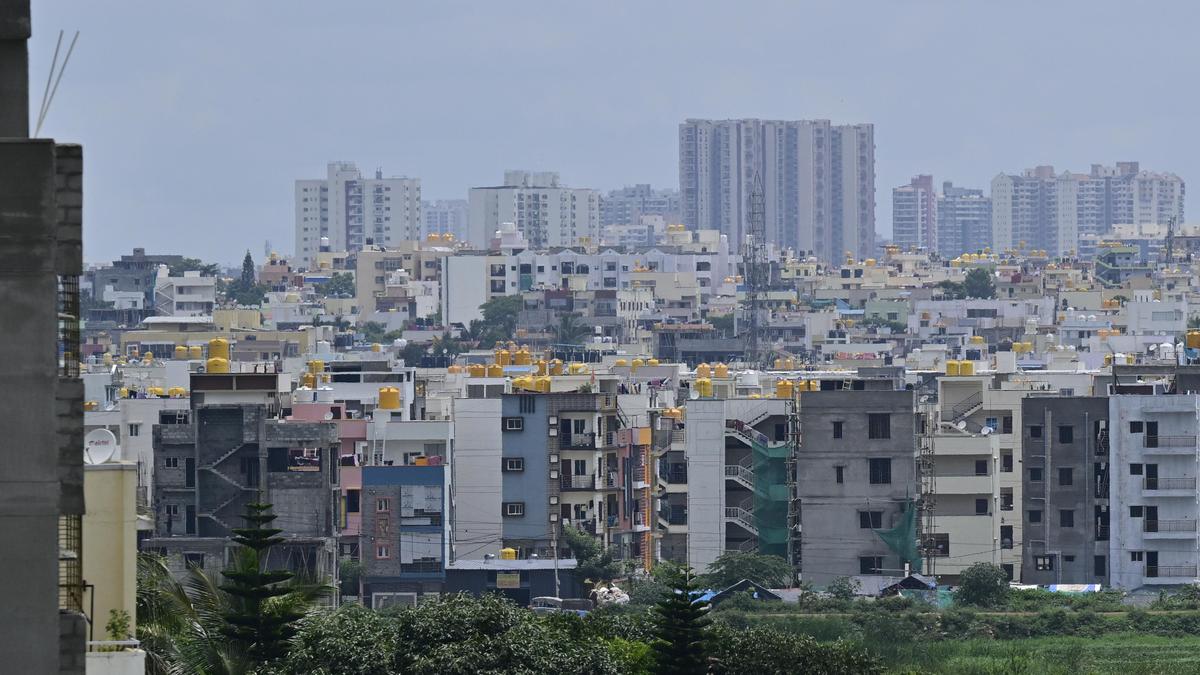 New setback rules for buildings in Bengaluru on plots up to 150 sqm, mechanized parking allowed on top floors and terrace