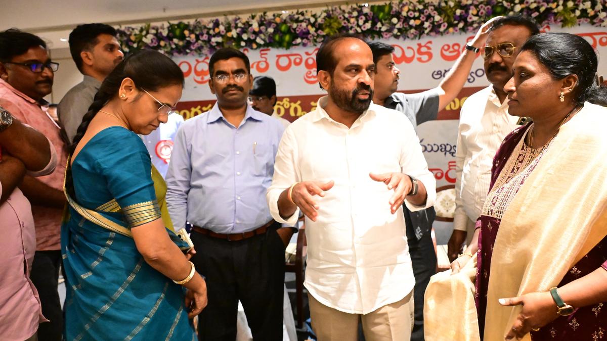 A.P. Health Minister underscores need for doctors to have service mindset