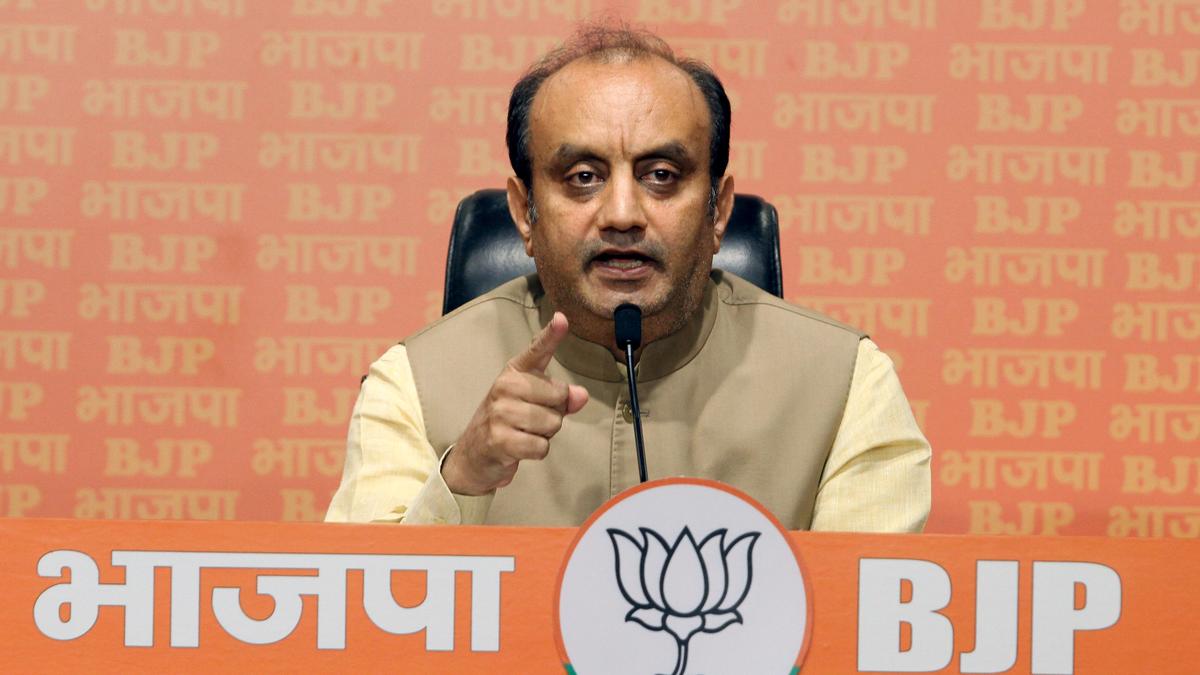 INDIA mega rally | Not 'save democracy' but 'save family', 'hide corruption' rally: BJP