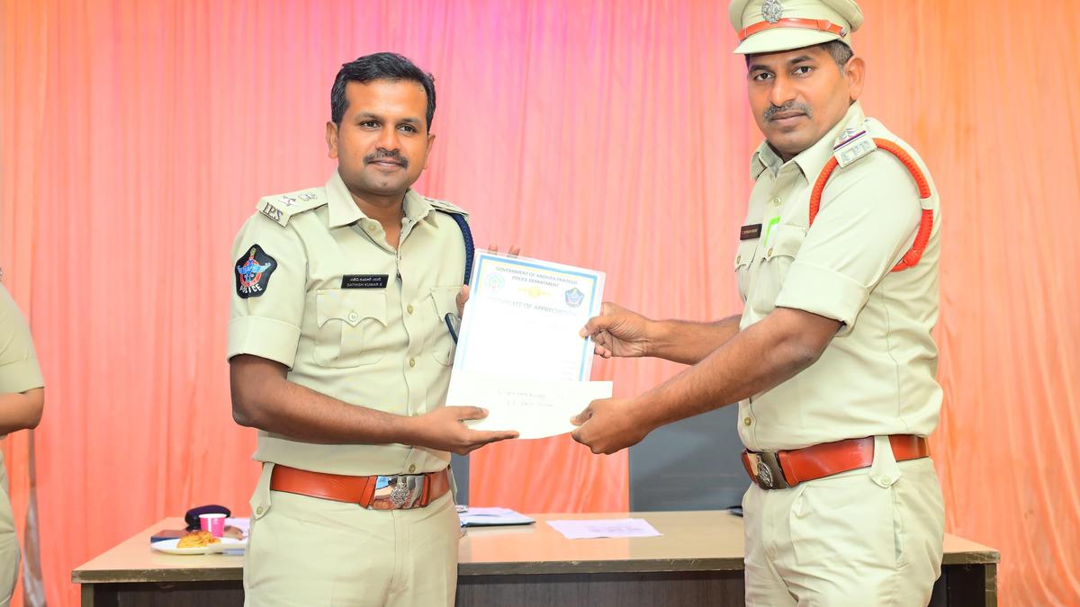 SP calls for a tight vigil on repeat offenders to combat crime in Sathya Sai district