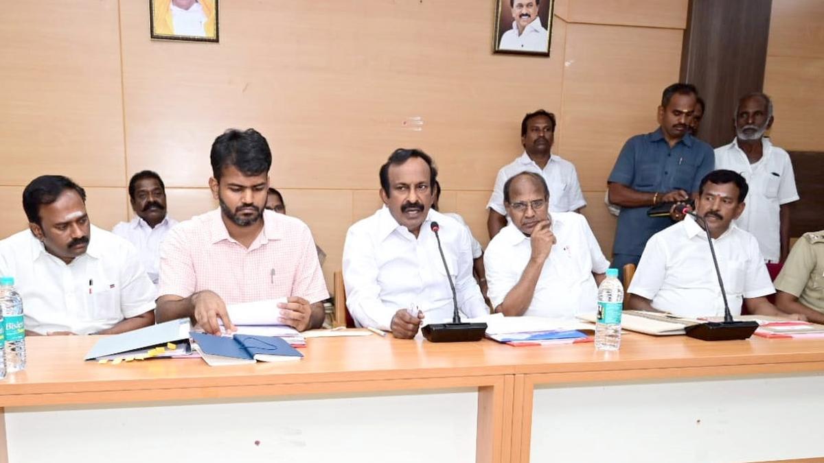 Industries discharging effluents into waterbodies in Erode&rsquo;s Perundurai, warned of severe action