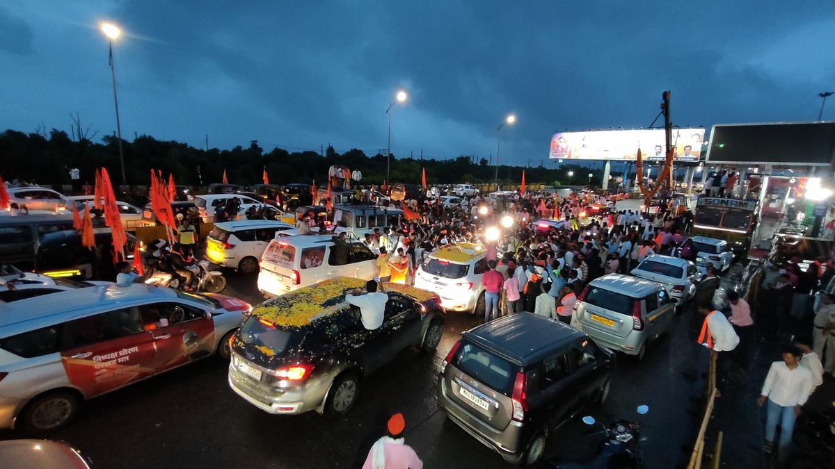 Jarange reaches Mumbai ahead of Maratha quota protest; Eastern Freeway, Sion-Panvel highway shut