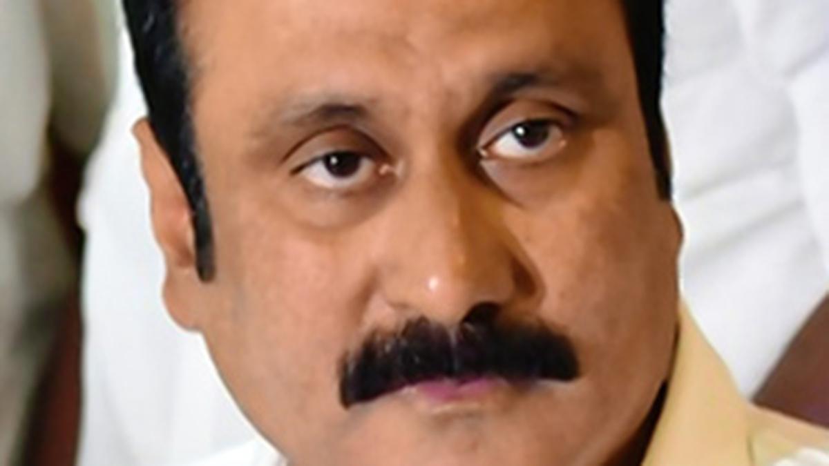 Anbumani demands promotions for medical college professors without any delay