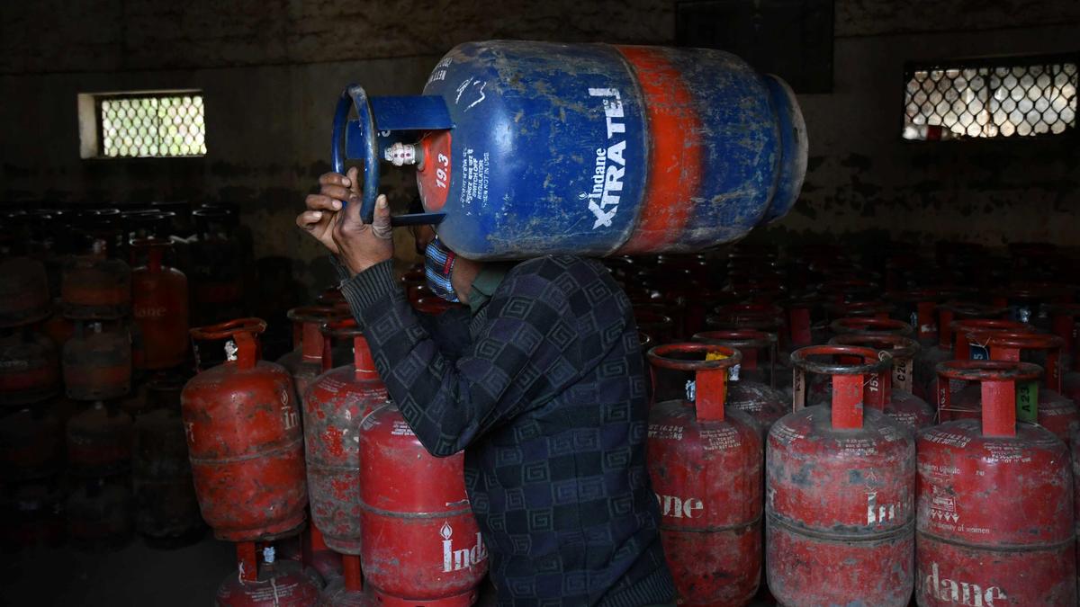 Commercial LPG 19 kg cylinders prices increased sharply in Telangana, no change in domestic LPG cost