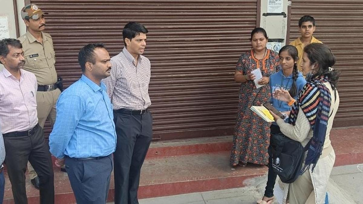 DC inspects Social and Educational Survey work in Mysuru