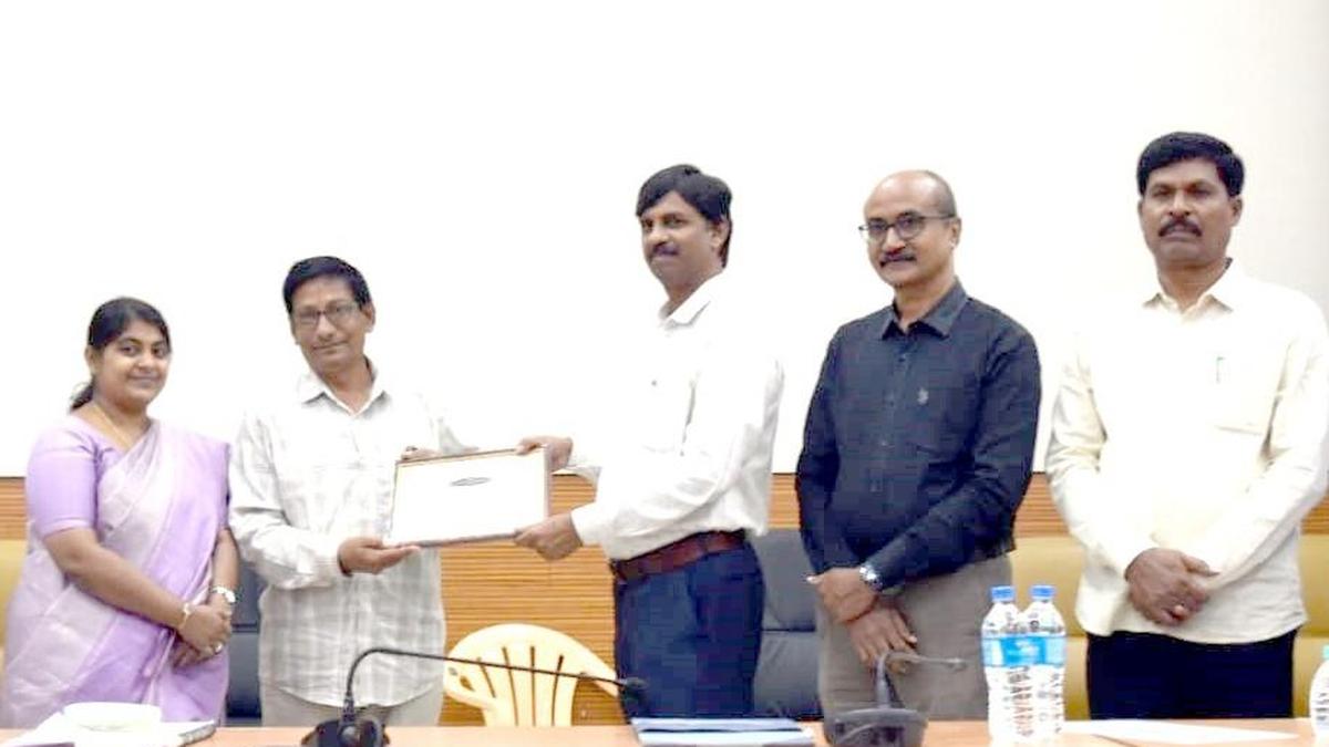 District Collector felicitates headteachers of schools with 100% pass results in Erode