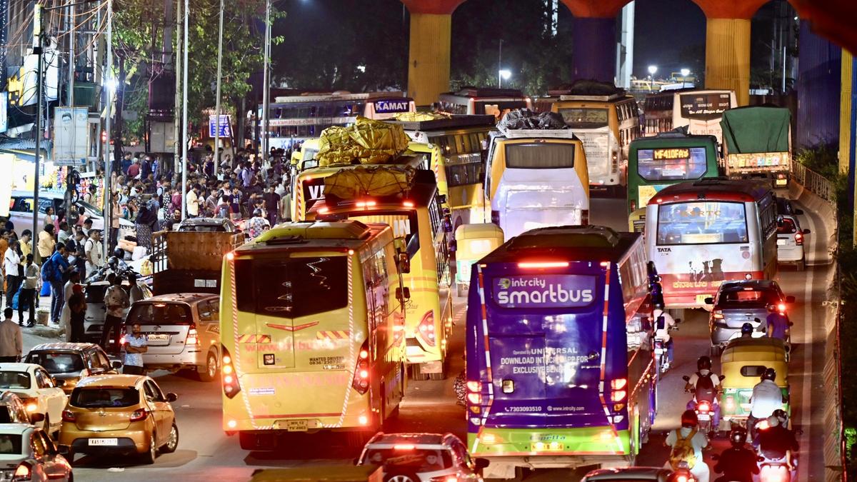 Deepavali 2024: Karnataka Transport Department sets up control room to address fare hikes by private bus operators