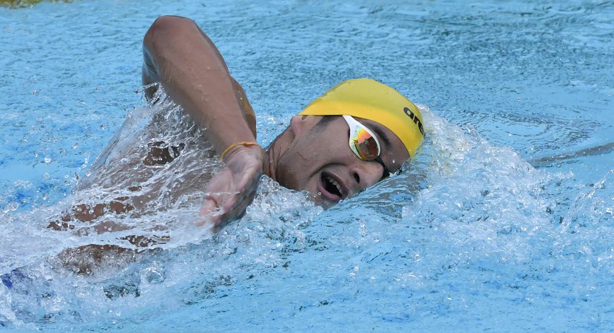 Kushagra Rawat, winner of the men’s 1500m freestyle, at the 74th senior National Aquatic Championships 2021, held at Basavanagudi swimming pool, in Bengaluru on October 28, 2021.   