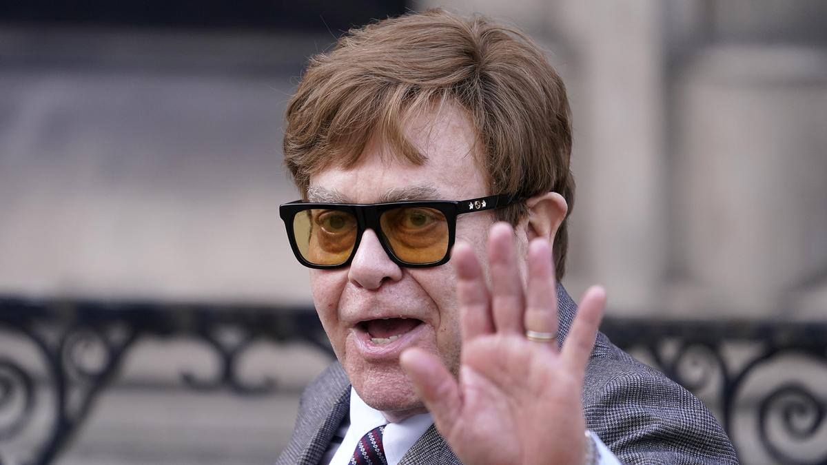 Elton John says he has lost his eyesight and struggles to see his new stage musical