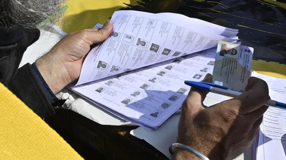 What happens inside a polling booth? A simple walkthrough for new voters