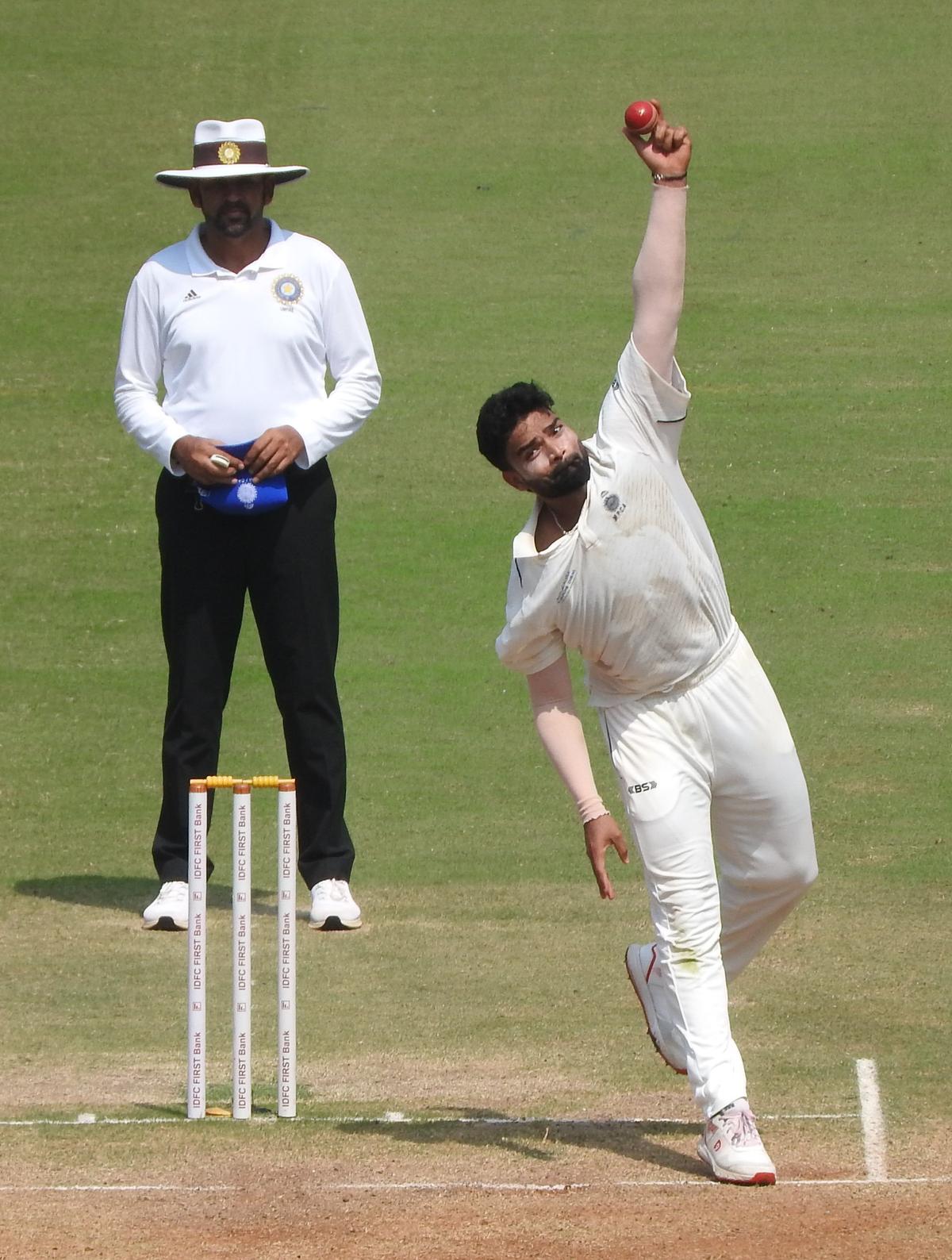 Madhya Pradesh spinner Kumar Kartikeya in action on day four of the 2024-25 Ranji Trophy match against Karnataka.