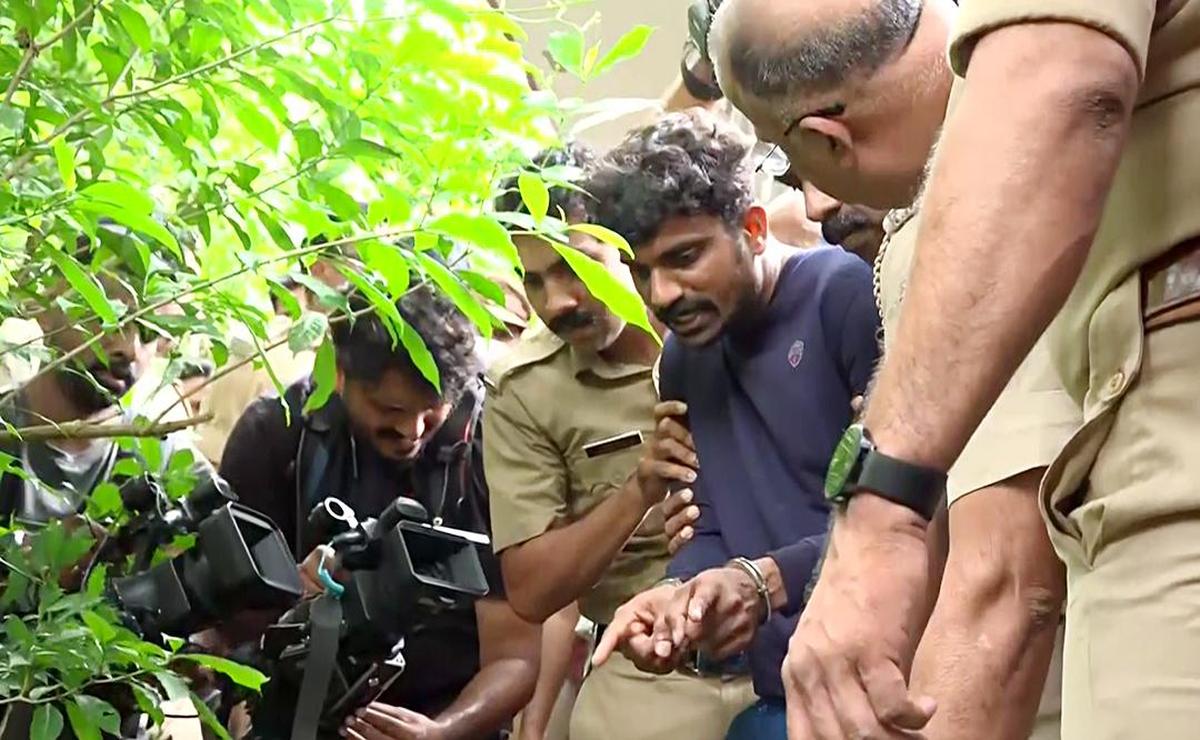 Nedumangad child murder case: crowd attacks accused during evidence  collection - The Hindu