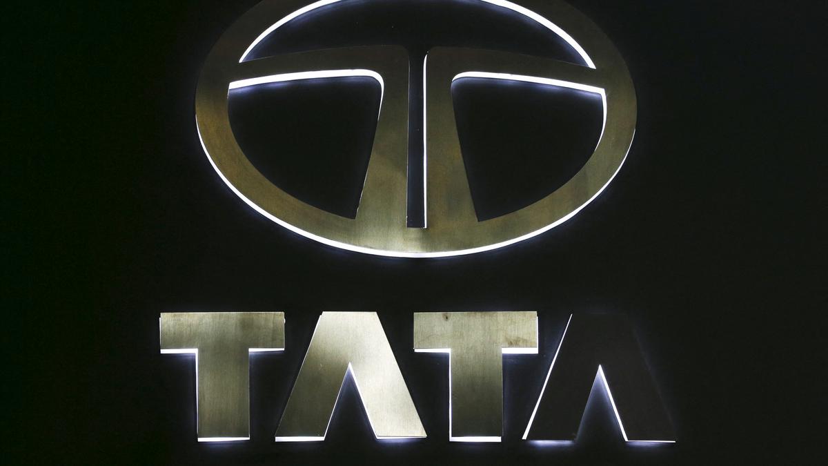 Tata Motors to hike commercial vehicle prices by 2% from Jan
