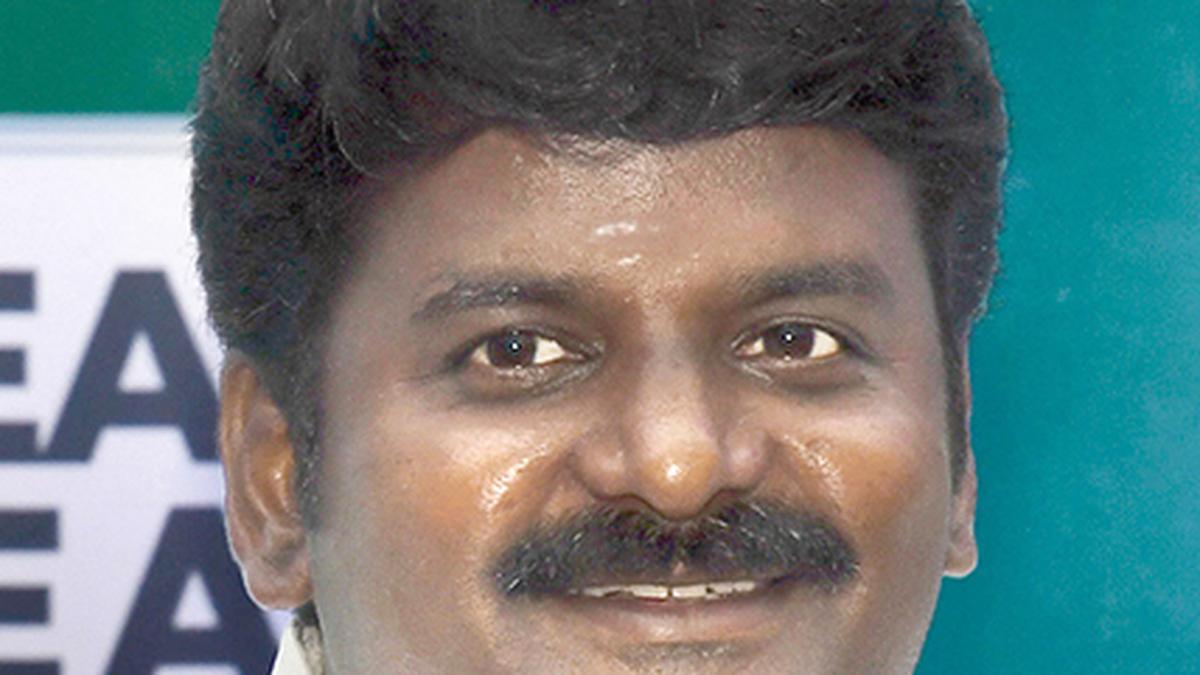 DMK candidate urges HC to review its order deleting paragraphs from election petition against Vijayabaskar