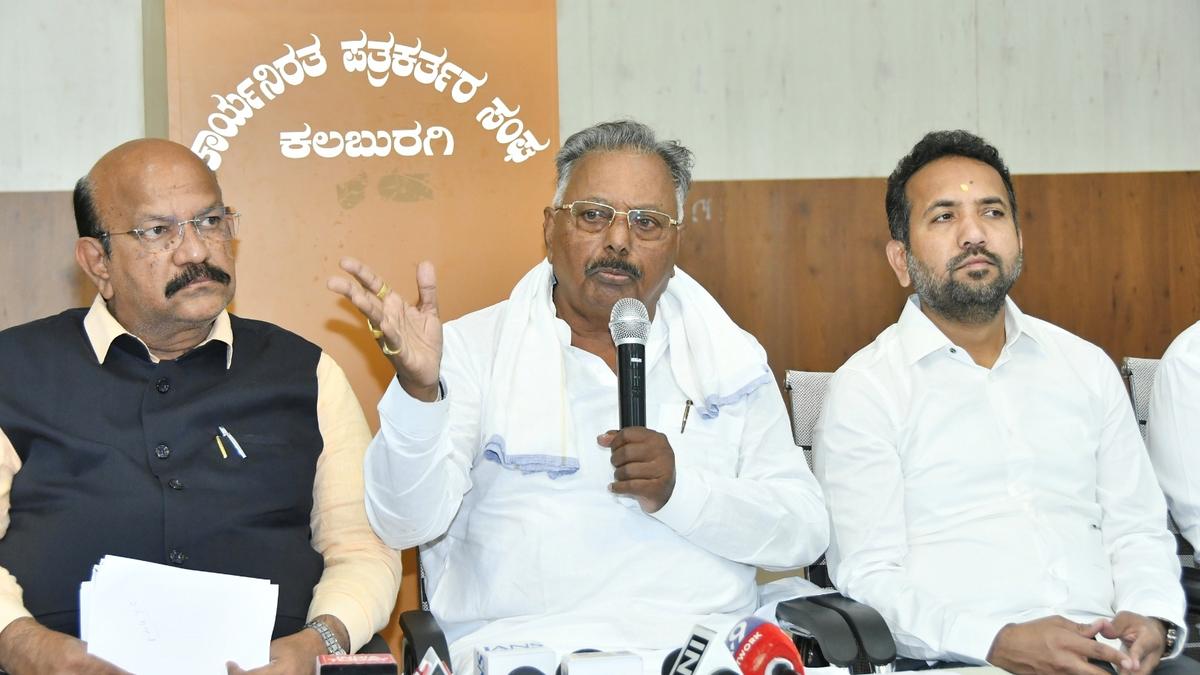 B.R. Patil desperate to become Minister, charges Subhash Guttedar