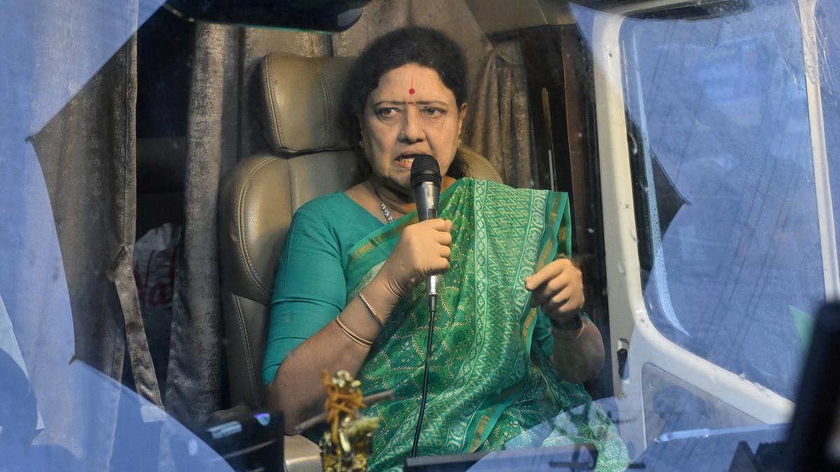 Expedite FERA trial against V.K. Sasikala: Madras High Court