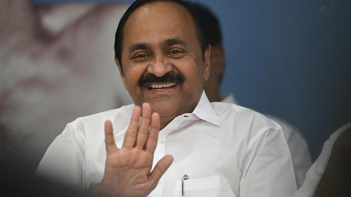 UDF in Kerala inducts P.V. Anvar, C.K. Janu as associate members