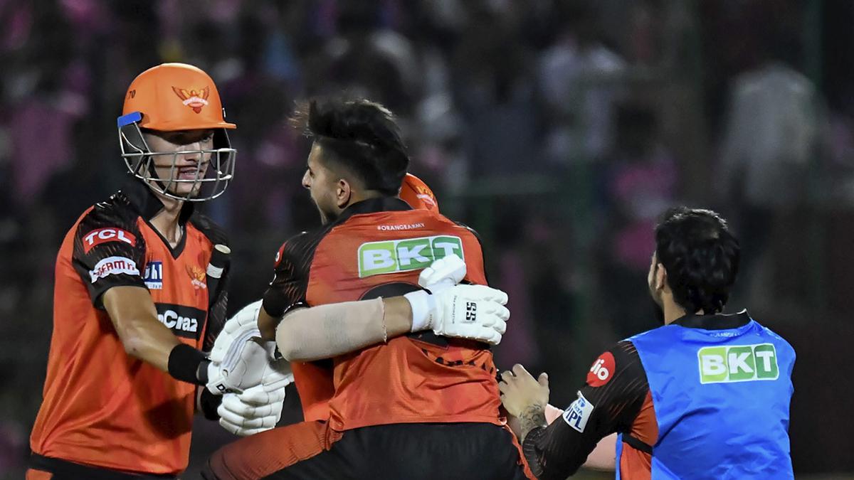 SRH beat RR by four wickets in last-ball thriller