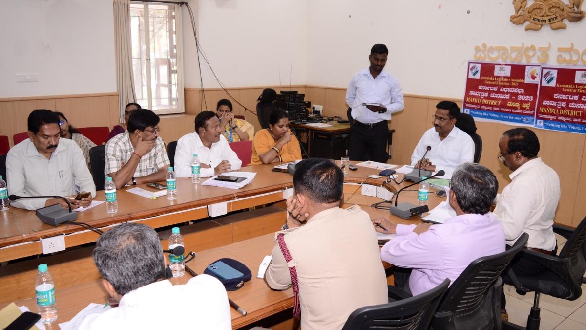 Strengthen lake bunds in Mandya before monsoon: ADC