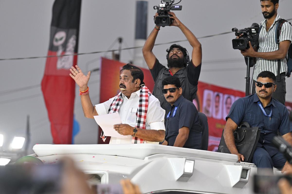 Will launch probe into Karunanidhi’s death after coming back to power, says Palaniswami