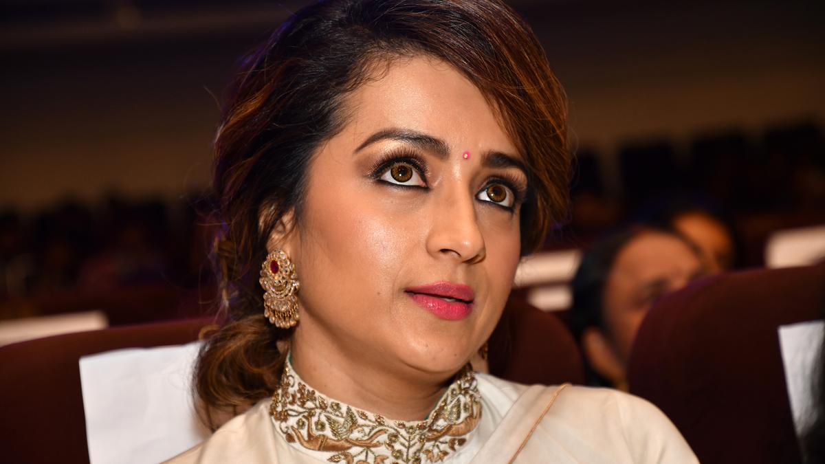 Actor Trisha Krishnan settles dispute out of court; Madras HC orders refund  of court fee - The Hindu