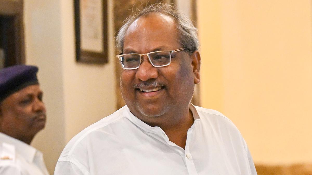 Those who have issues with Holi colours should leave country, says Uttar Pradesh Minister