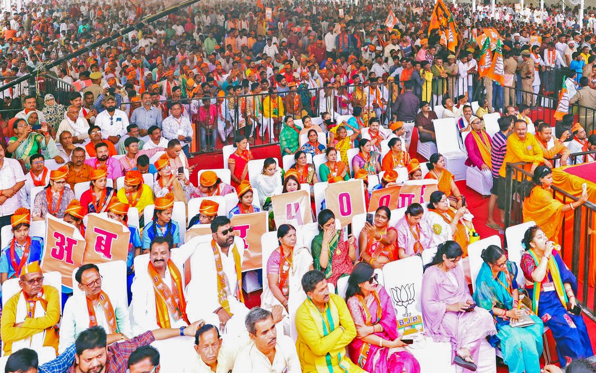 Gathering at the public meeting addressed by  Union Home Minister Amit Shah ahead of fourth phase of Lok Sabha Polls, in Lakhimpur Kheri.