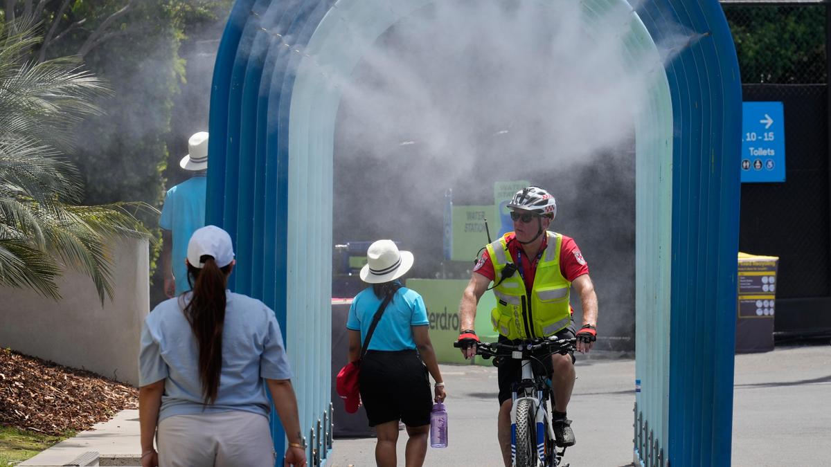 Australia Terbuka memicu peringatan panas maksimum dengan perkiraan suhu 45°C