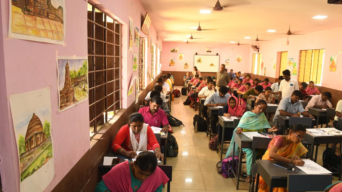 Artists learn new techniques at workshop