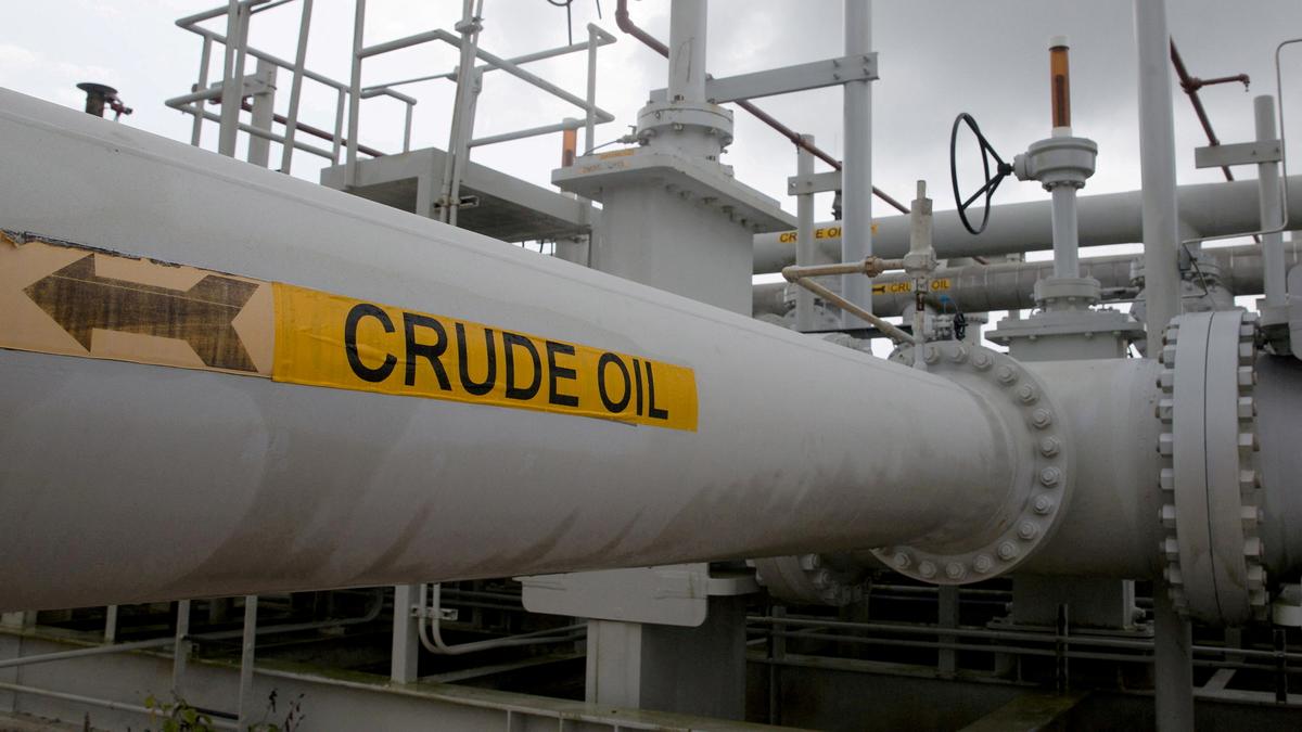 Saudi Arabia and India were biggest buyers of Russian fuel oil in July, data shows