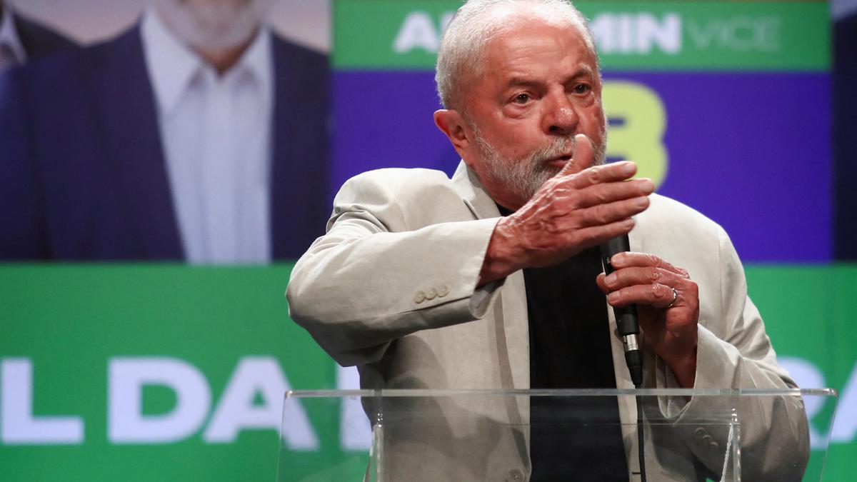 Lula offers to host 2025 U.N. climate talks in Brazil's Amazon rainforest