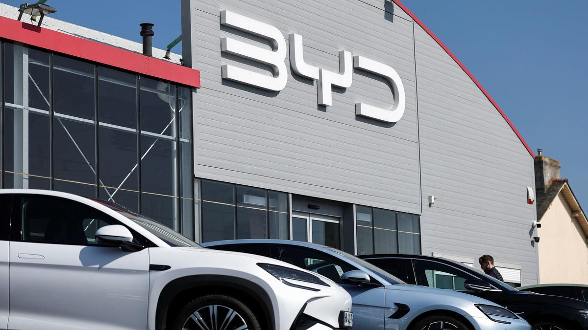 Chinese electric car maker BYD likely to drive into Telangana with first plant in India