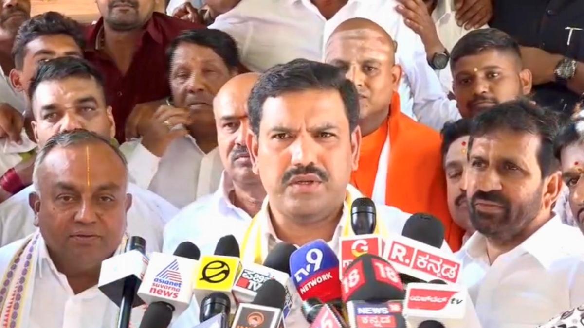 Karnataka: BJP State president B.Y. Vijayendra suspects link between ongoing survey and ‘November revolution’ in State
