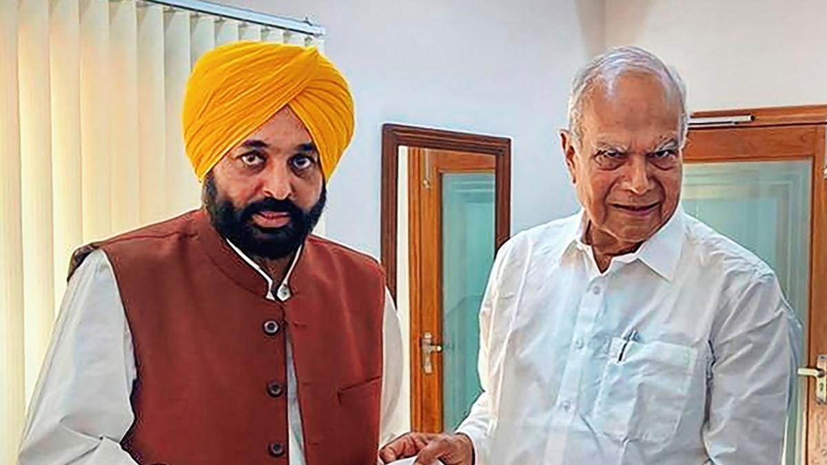 Punjab Governor Purohit says CM Mann should not be upset over his work to safeguard State’s interests