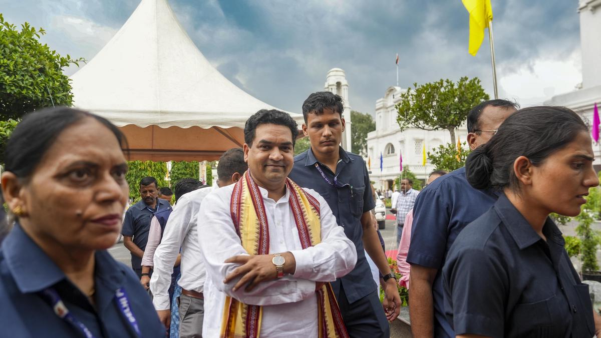 Winter Session: govt. to table CAG report on ‘Sheesh Mahal’