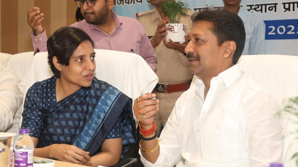 Bihar Minister announces laptops for top engineering, polytechnic students