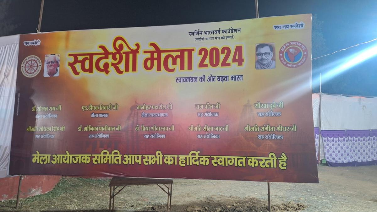 Can&rsquo;t fight, want to carry on with trade, say Muslim traders &lsquo;evicted&rsquo; from M.P. fair