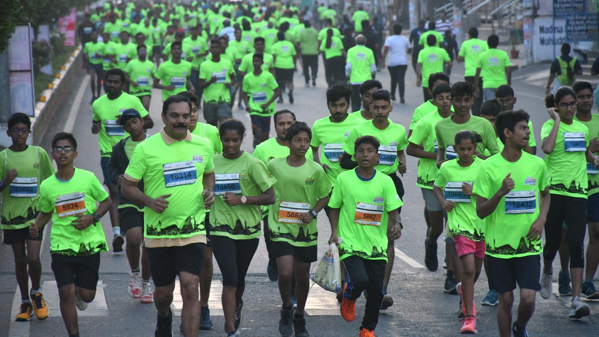 Scores take part in Vijayawada Marathon