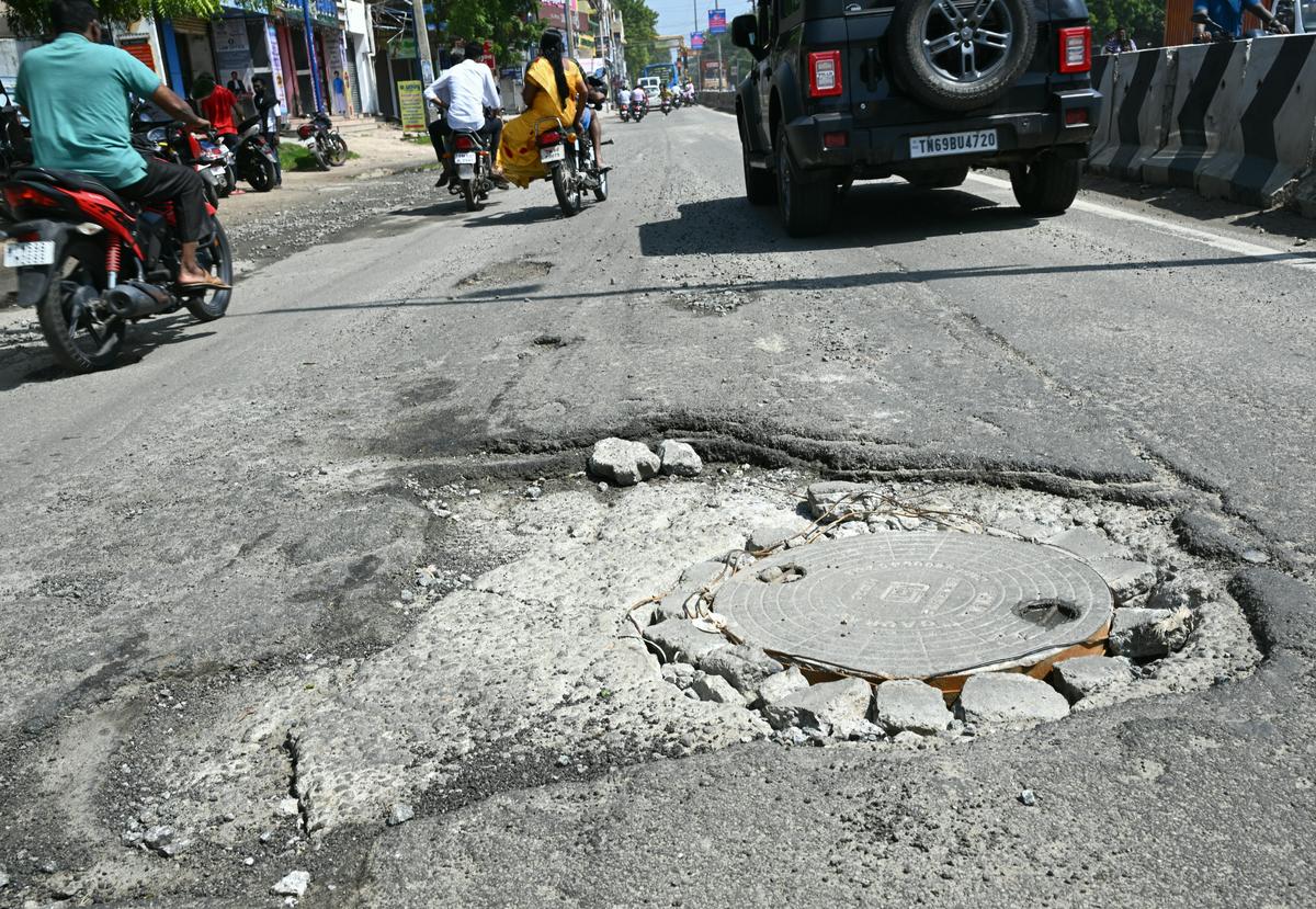 A crater in the middle of VVD Signal Main Road in Thoothukudi.