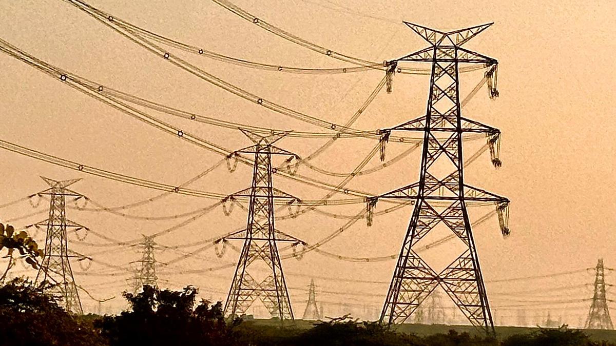 Erratic power supply exasperates residents in Tiruvarur rural pockets