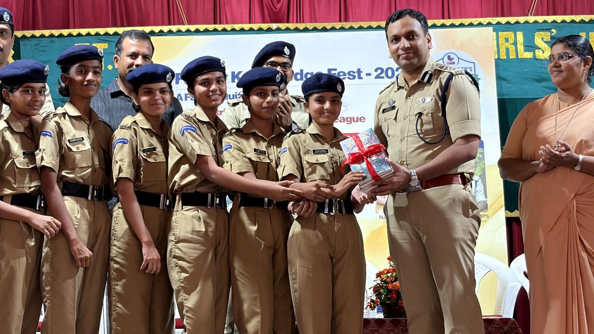 Anti-drug campaign: Commissioner’s Champions League winners felicitated