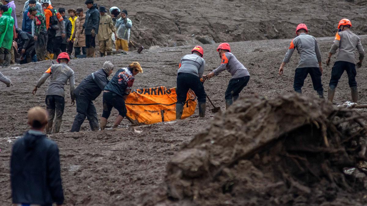 Indonesia resumes search for 80 after landslip kills 10 in West Java