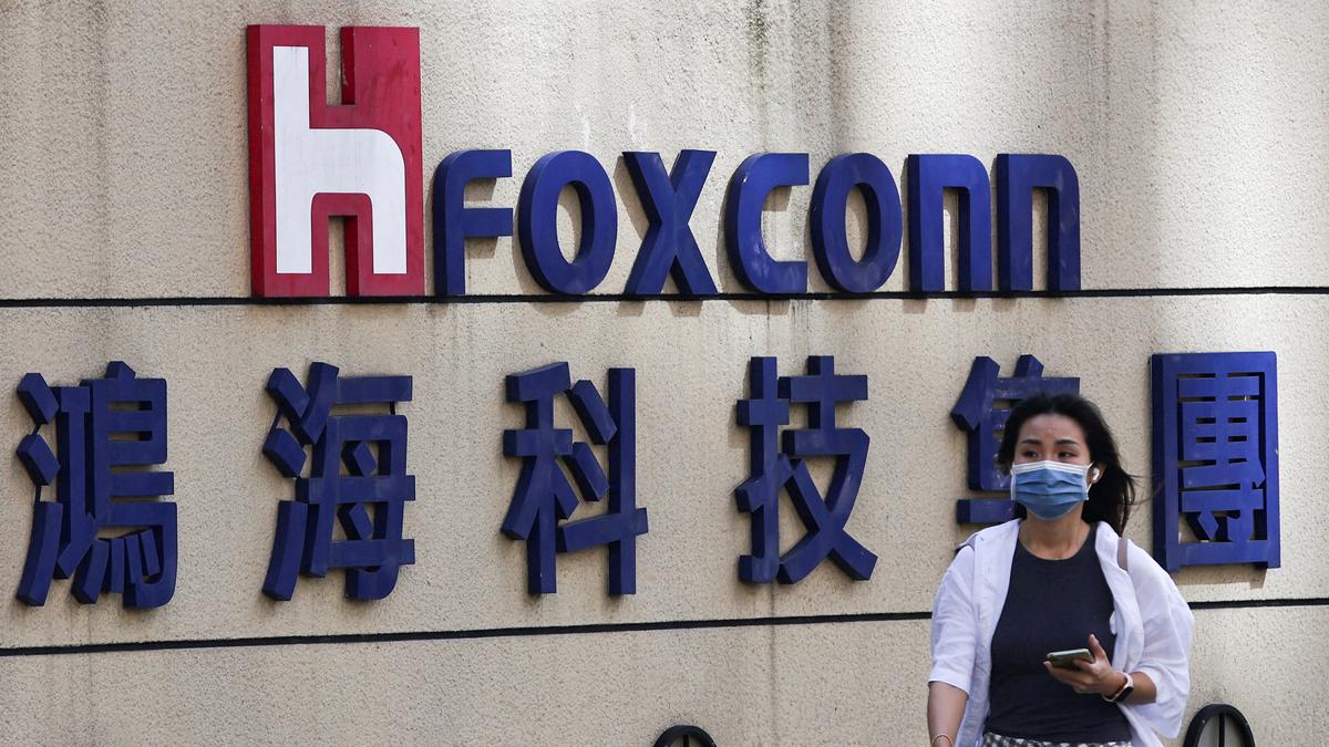 Foxconn to apply for India chipmaking incentives after $19.5 billion joint venture pullout with Vedanta