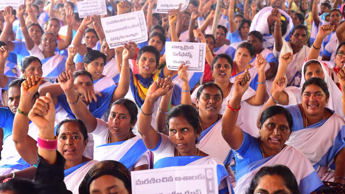Sous-payés et non reconnus, les ASHA d’Andhra Pradesh continuent de se battre pour les droits fondamentaux