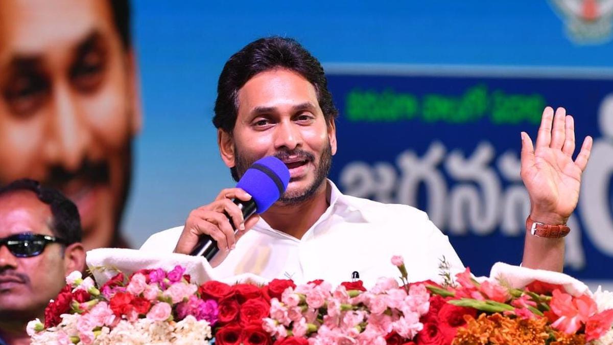 Jagan blows poll bugle, seeks votes from beneficiaries of welfare schemes